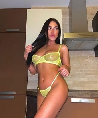 Алина